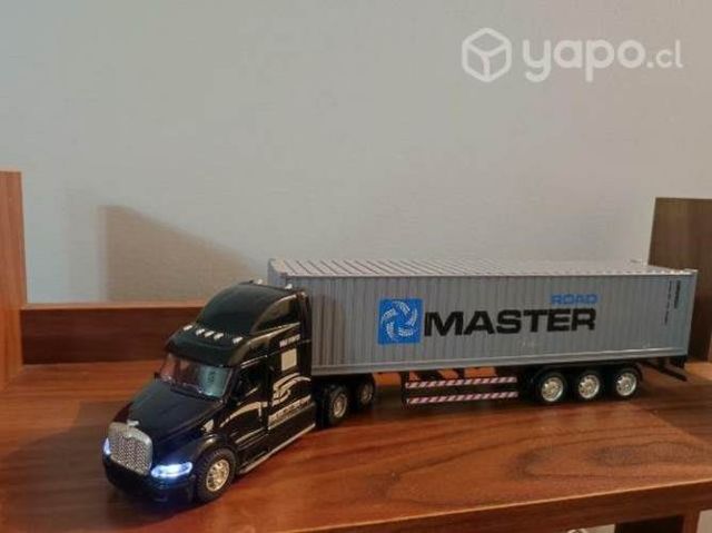 Tractos camión y remolques a escala 1:50