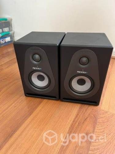 Monitores Samson resolv se5