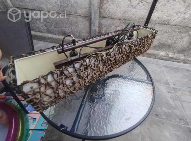 Lámpara de madera rustica