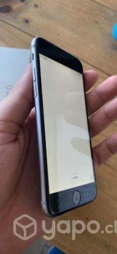 IPhone 6 con detalle touch