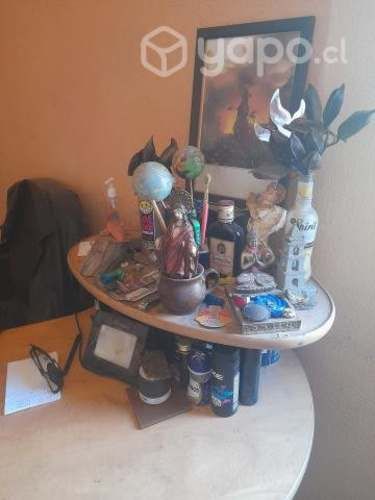 Escritorio con sillón y estante