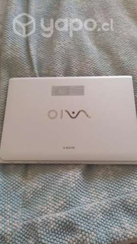Computador Sony Vaio.