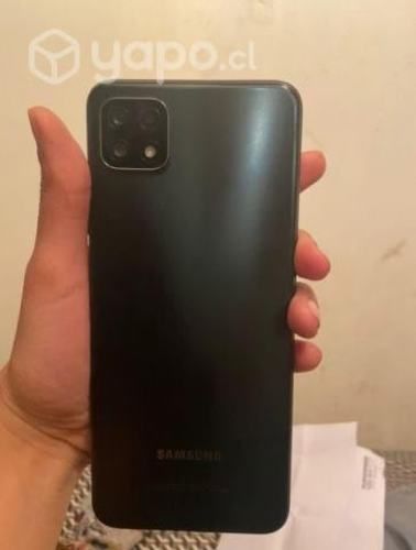 Teléfono A22 en caja