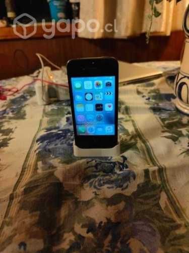 IPhone 4S Bueno estado