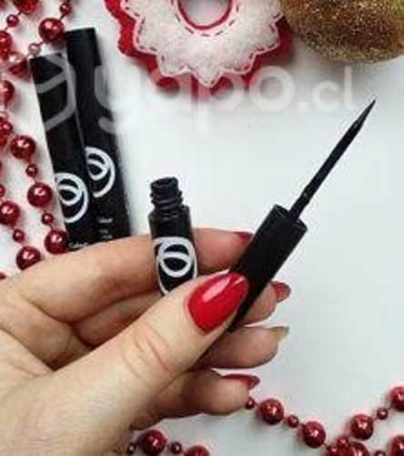 Delineador de Ojos Líquido