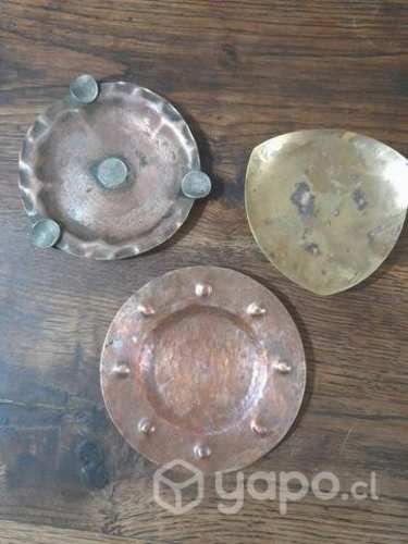 Ceniceros antiguos de cobre