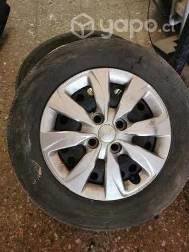 Juego de llanta kia soluto 2021 (Desarme)