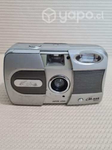 Camara analoga compacta funcionando