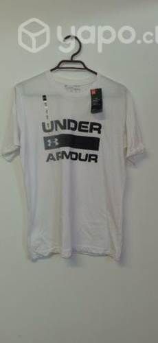 Poleras Under y Levi's