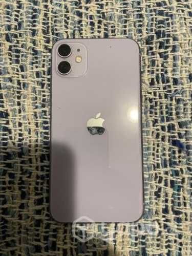 IPhone 11 64 gb con detalle
