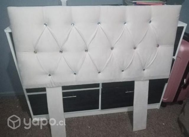 Hermoso respaldo capitone