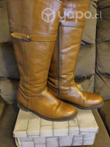 Botas color café N 36 gacel