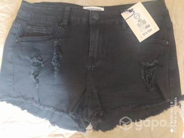 Lindos shorts negros elasticados, nuevos