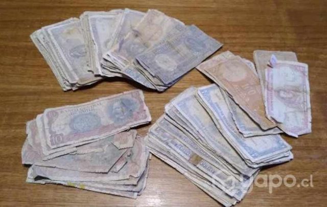 Super lote billetes antiguos Chilenos desgastados