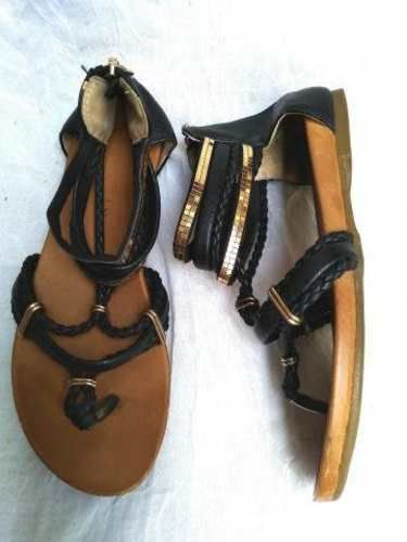 Chalas Cristián Morán, talla 37