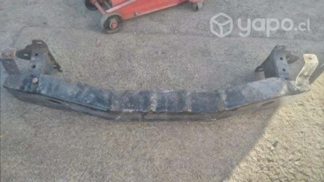 Refuerzoparachoque delantero ssangyong actyon2014