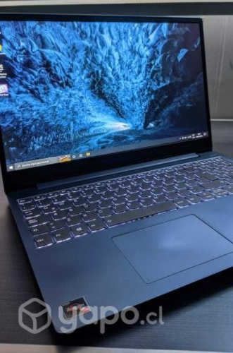 Notebook Lenovo Ryzen 7 8 Ram SSD+HDD