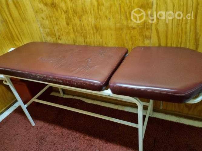 Camilla depilatoria con detalles