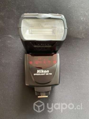 Flash nikon SB-700