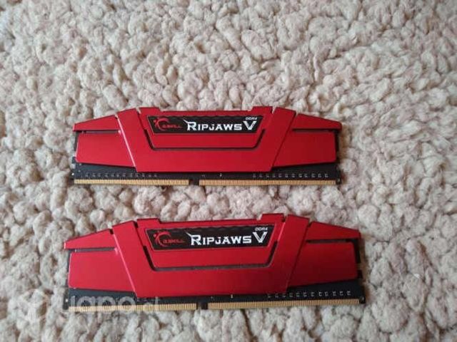 Memoria ram DDR4 RipJaws 8gb, 2666 mhz