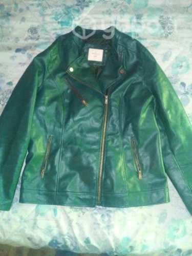 Chaqueta de cuero verde