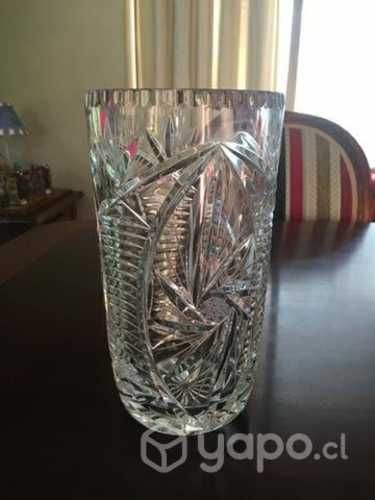 Fino florero de cristal