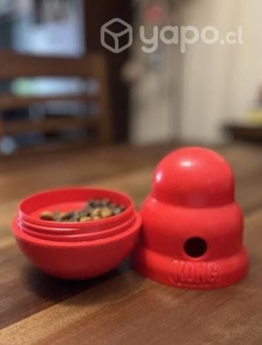 KONG WOBBLER juguete rellenable