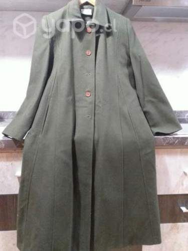 Abrigo largo, excelentes condiciones, marca ADOLFO