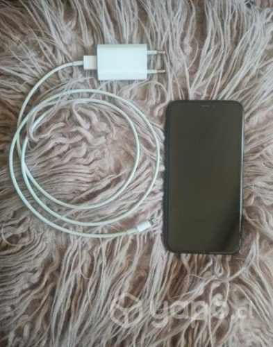 Iphone XR 64 GB, usado