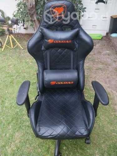 Silla Gamer Cougar Armor One Black