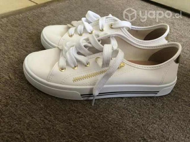 Zapatillas talla 36 nuevas