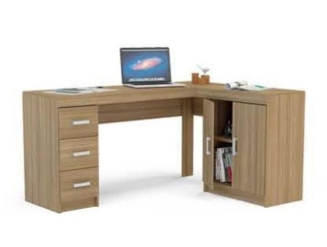 Escritorio en L