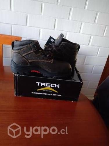 Zapatos nuevos sin uso