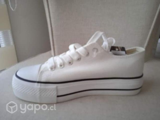 Zapatillas estilo Converse