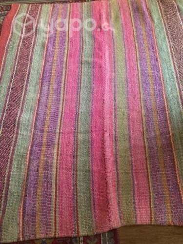 Alfombra de lana a telar reversible de colores