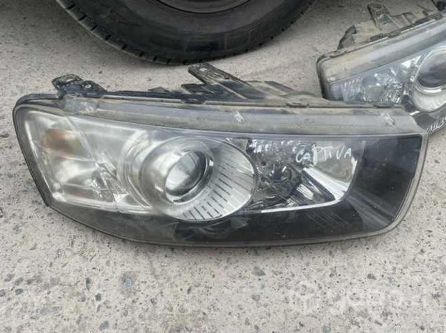 Optico delantero Chevrolet captiva