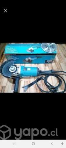 Esmeril angular de 7 pulgadas Makita GA7060