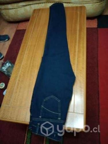 Oferta de jeans juvenil de mujer