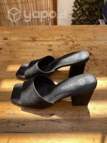 Juvenil calzado de dama