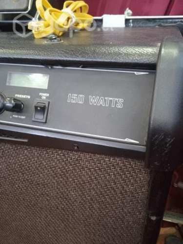 Amplificador de guitarra +controladora