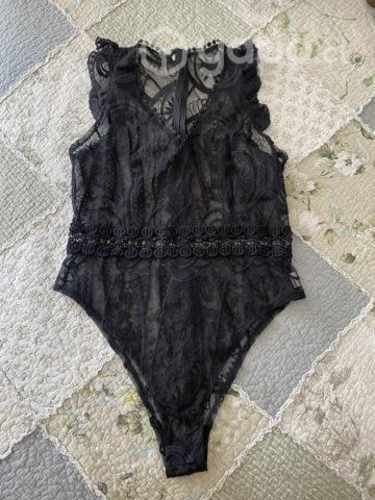 Body de encaje talla S