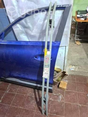 Suzuki swift 2005 refuerzo trasero