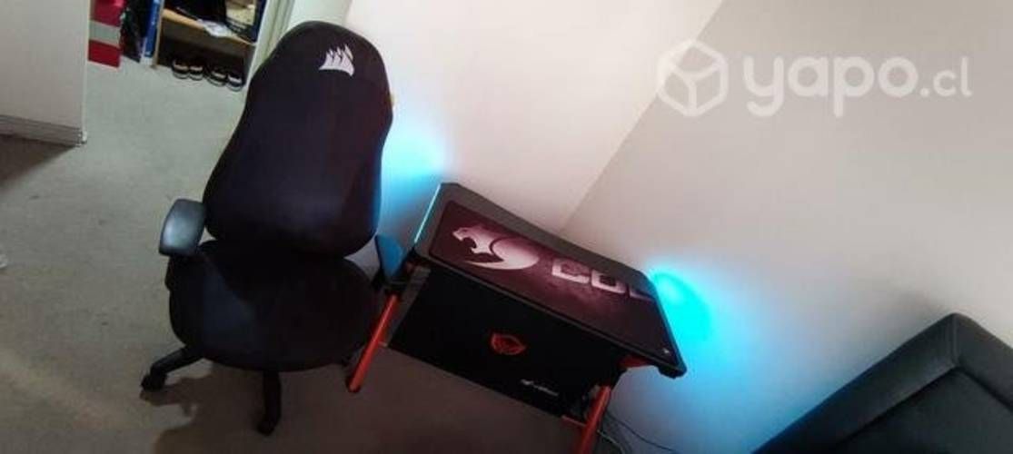 Combo Escritorio Gamer + Silla Gamer Corsair