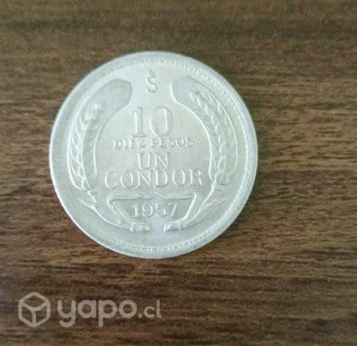 Moneda 10 pesos un condor del año 1957
