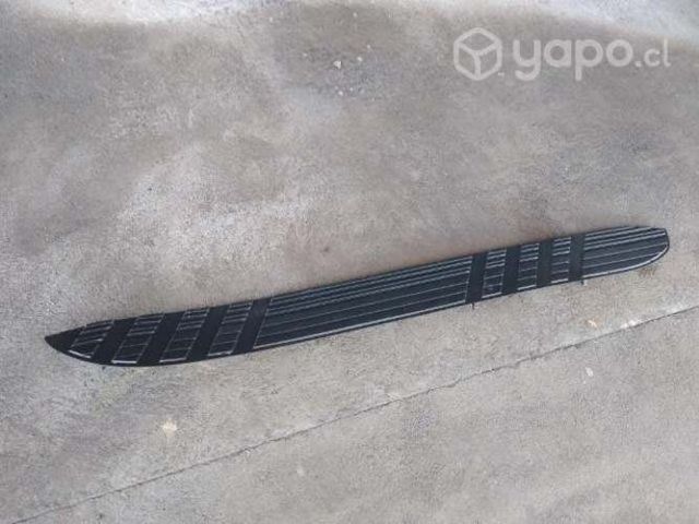 Moldura posapie Toyota Prado 120 rh tapa