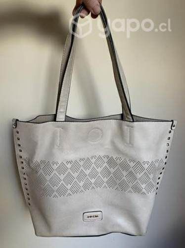 Cartera amphora color beigh sin detalles