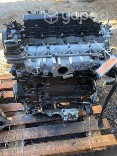 Motor ensamble culata con detalle Peugeot Boxer HD