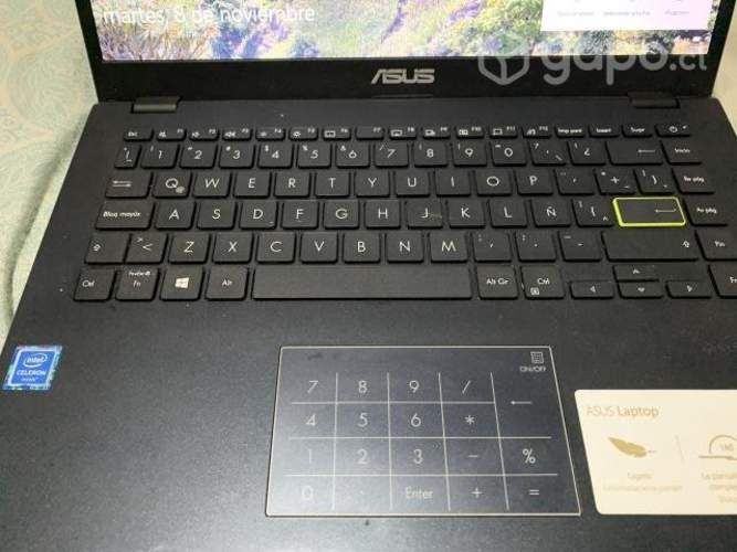 Laptop ASUS E410M