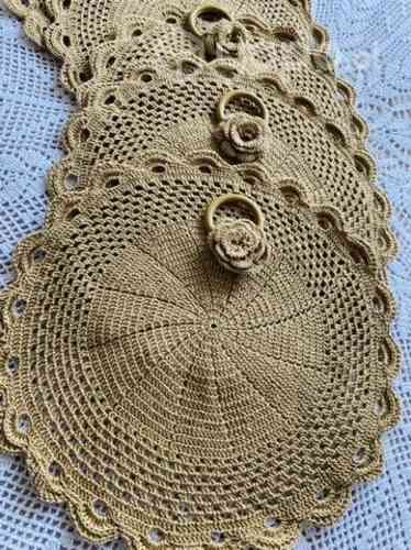 Individuales tejidos a crochet