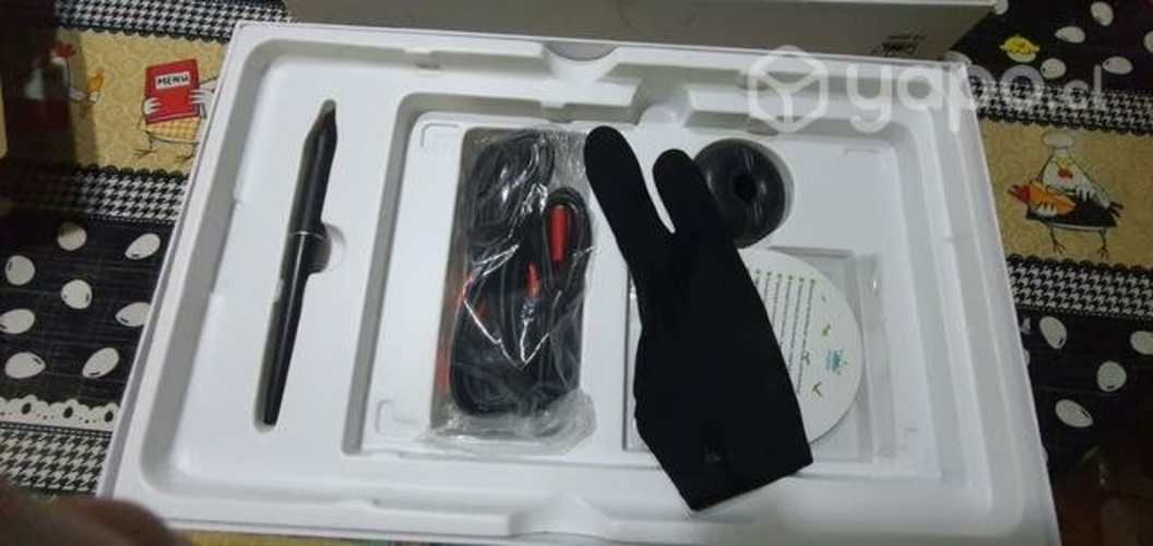 Tableta  huion kamvas 13